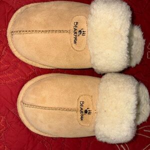 BearPaw 8 1/2 Slides EUC